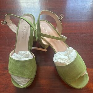 Vero Cuoio Green Heeled Sandals